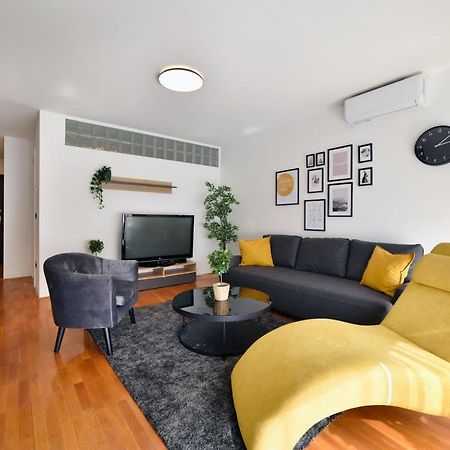 Lavir Apartment With Parking Zagrzeb Zewnętrze zdjęcie