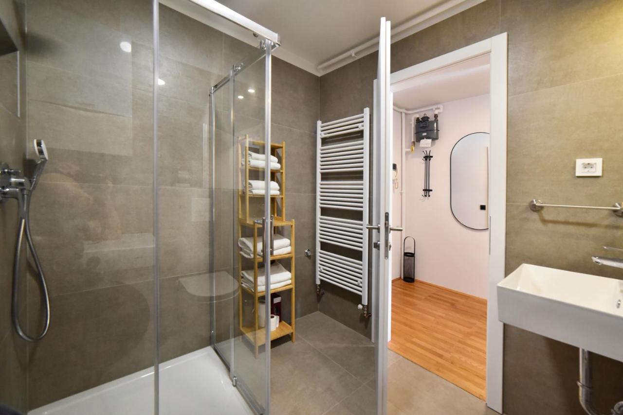 Lavir Apartment With Parking Zagrzeb Zewnętrze zdjęcie