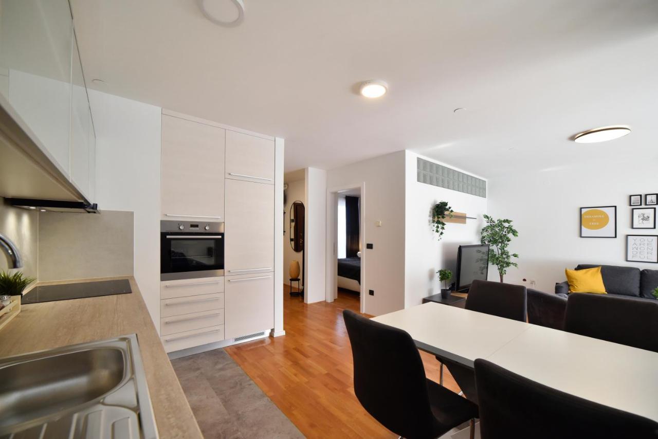 Lavir Apartment With Parking Zagrzeb Zewnętrze zdjęcie